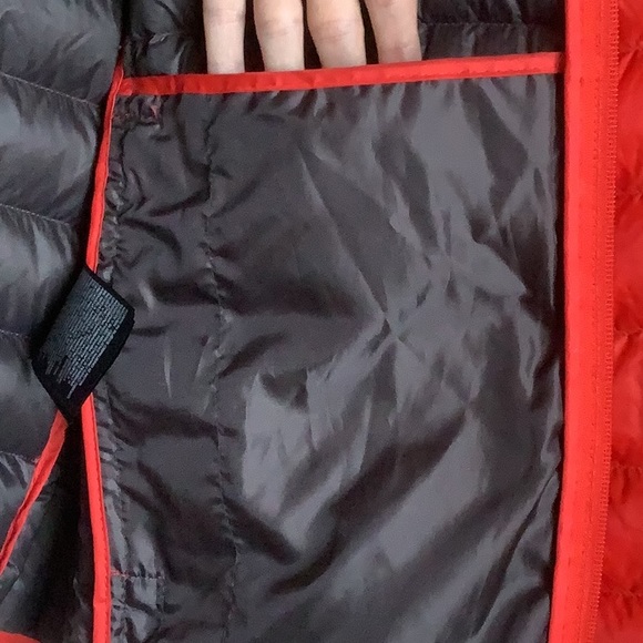 Angelo Litrico red mens lightweight puffer jacket in size L - Picture 5 of 8